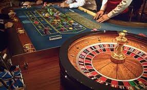 antarmuka pemain Evolution Gaming menampilkan statistik dan opsi taruhan